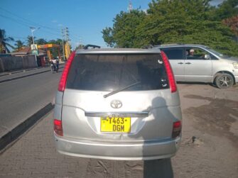 Bei Ya Toyota Isis 2006 Sokoni Dar es Salaam Tanzania