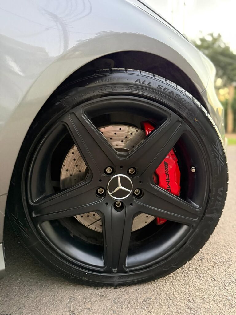 Benz A-Class 2014 Inauzwa Dar es Salaam Tanzania