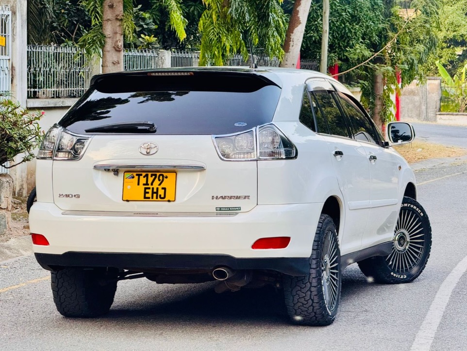 Bei ya Toyota Harrier 2006 Sokoni Mwanza Tanzania