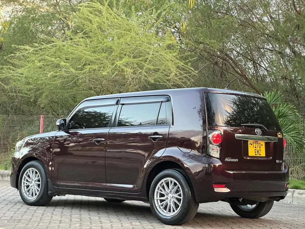 Toyota Rumion 2010 for Sale in Dar es Salaam