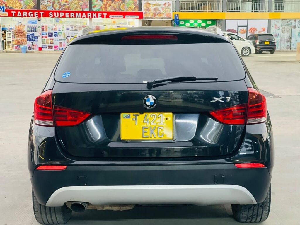 Magari X1 2012 lipo Dar es Salaam