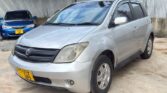 Toyota IST bei poa sokoni Dar es Salaam Tanzania