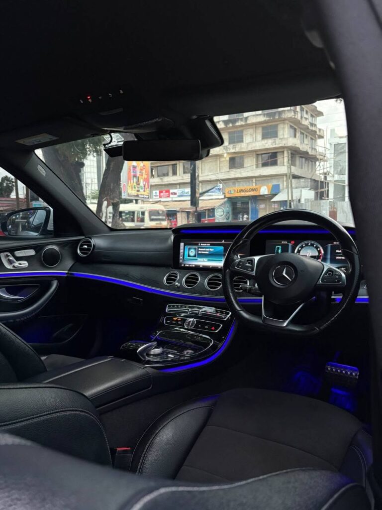 Magari Sokoni Benz E-Class ya Bei Poa 2016