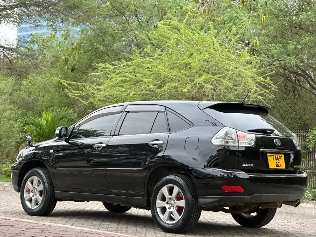 Magari Sokoni Toyota Harrier ya Bei Poa 2007