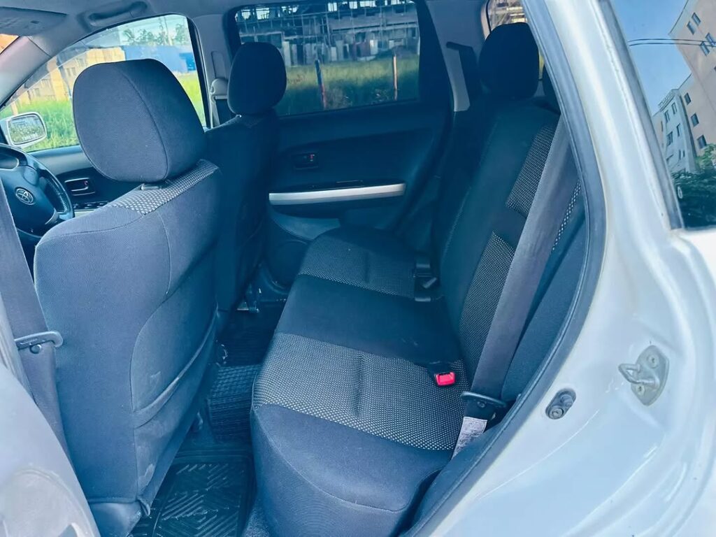 Price Toyota IST 2005 for Sale in Dar es Salaam