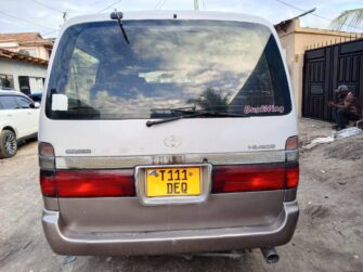 Bei Ya Toyota Hiace 2000 Sokoni Morogoro Tanzania