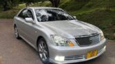 Magari Crown 2005 lipo Dar es Salaam