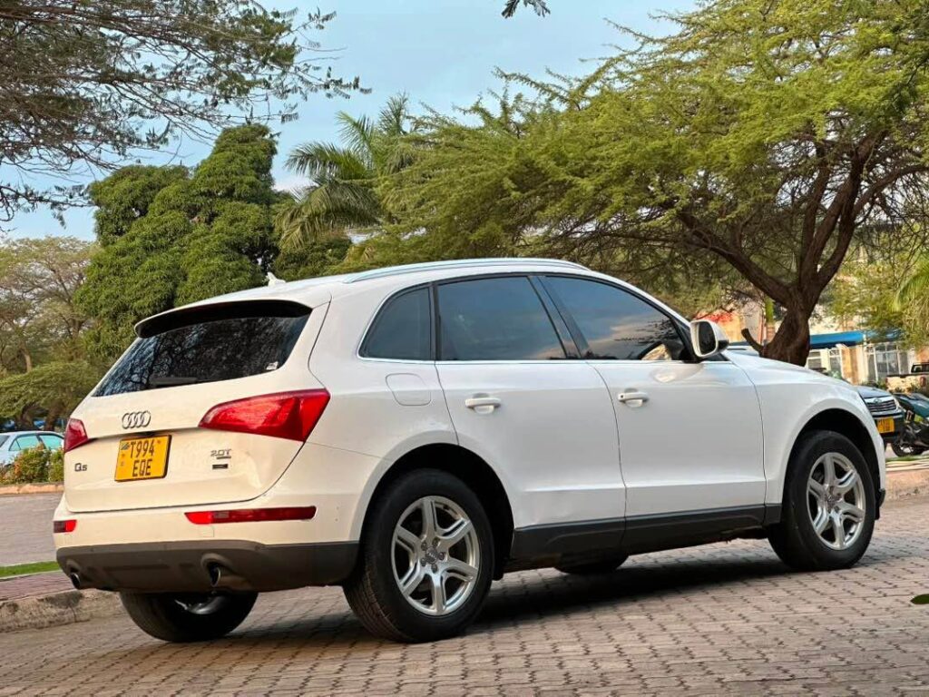 Magari Used Audi Q5 2009 Dar es Salaam Tanzania