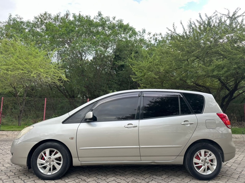 Price Toyota Spacio 2004 for Sale in Dar es Salaam