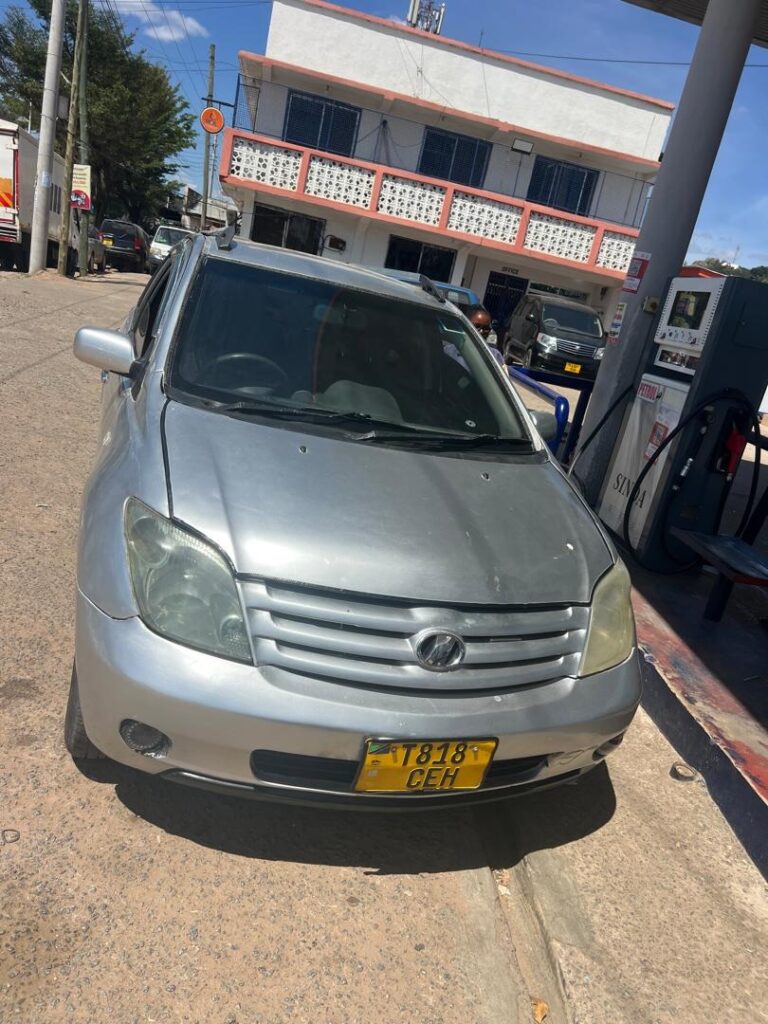 Toyota IST bei poa sokoni Mwanza Tanzania