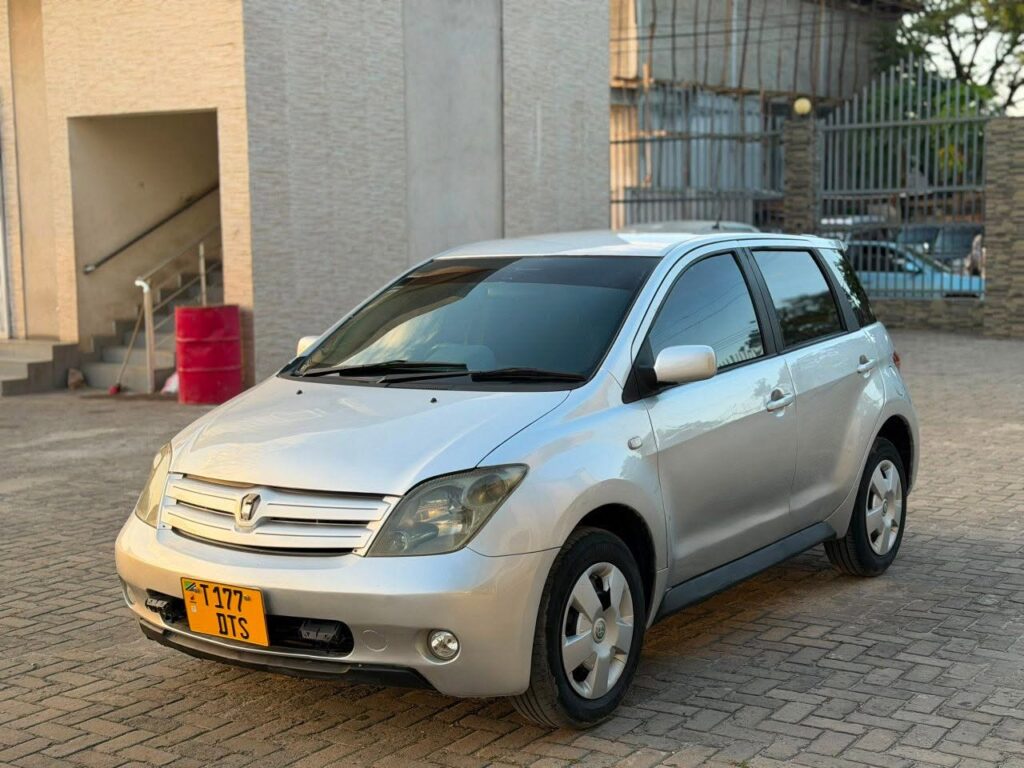 Toyota IST 2004 for Sale in Dar es Salaam