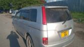 Toyota Isis bei poa sokoni Dar es Salaam Tanzania