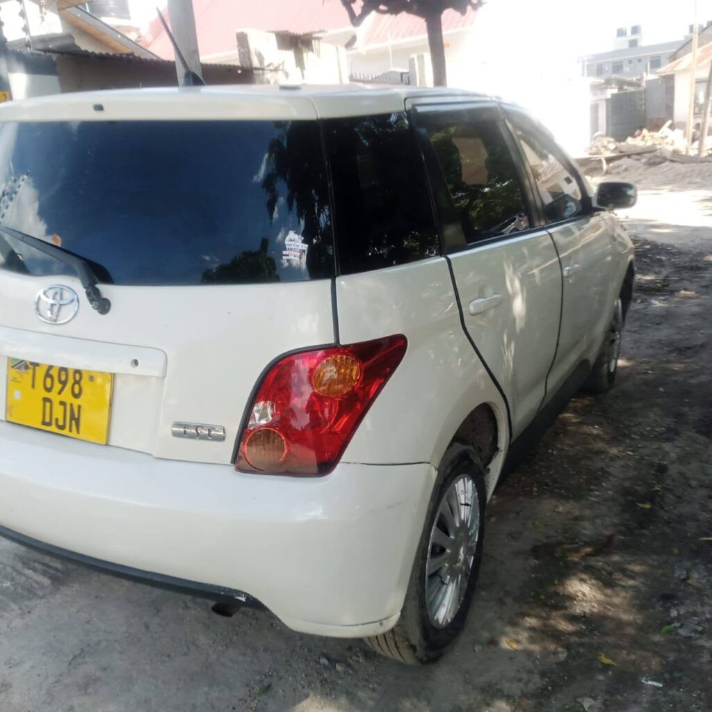 Toyota IST 2005 for Sale in Dar es Salaam