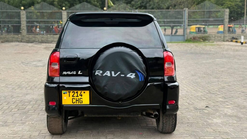 Magari Used Toyota Rav4 2002 Dar es Salaam Tanzania