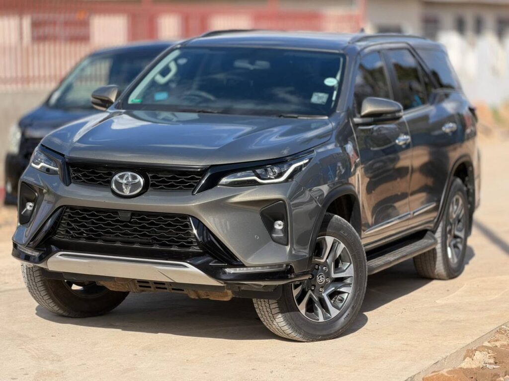 Magari Sokoni Toyota Fortuner ya Bei Poa 2023