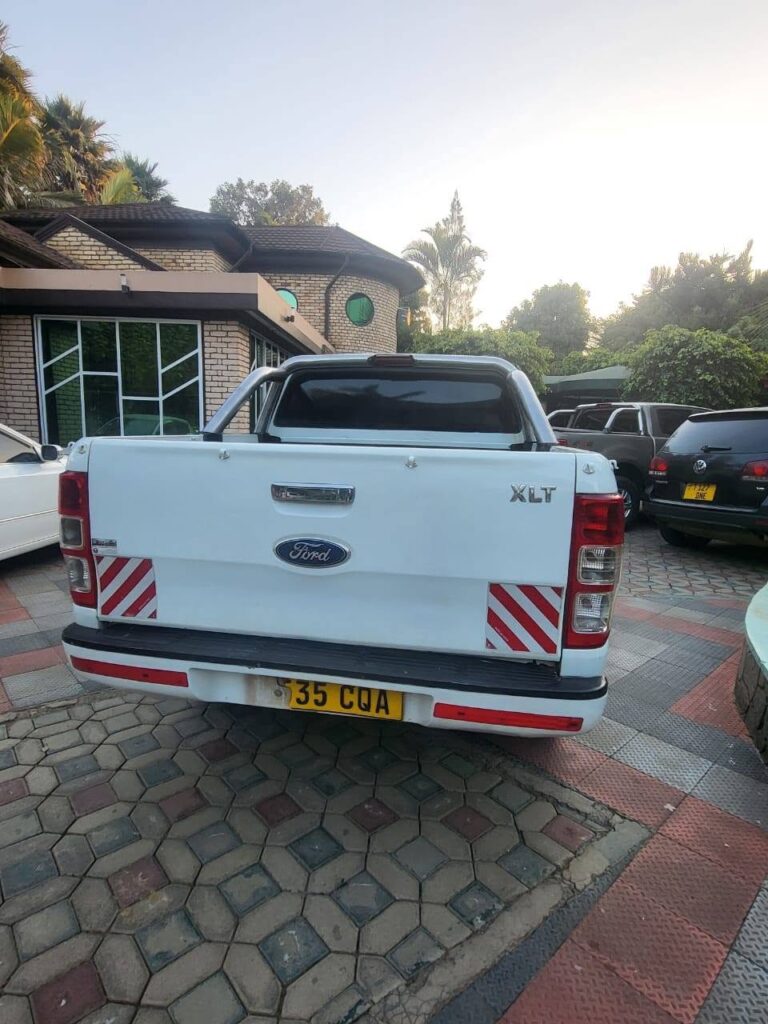 Magari Sokoni Ford Ranger ya Bei Poa 2013