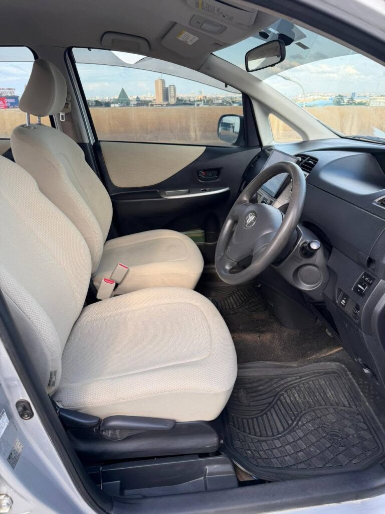 Price Of Toyota Ractis 2006 for Sale in Tanzania