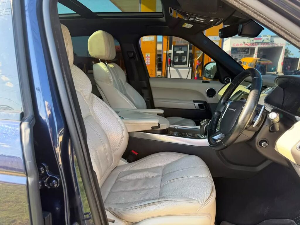 Price Land Rover Range Rover Sport 2017 for Sale in Dar es Salaam