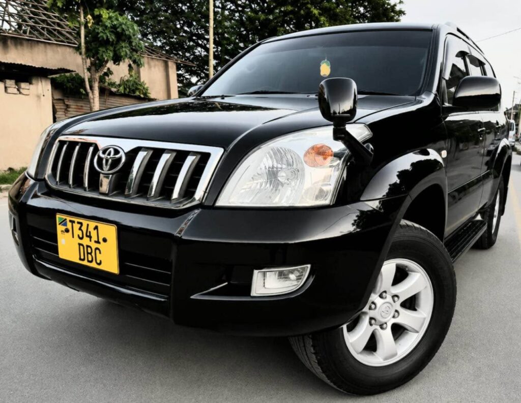 Magari Land Cruiser Prado 2007 lipo Dar es Salaam