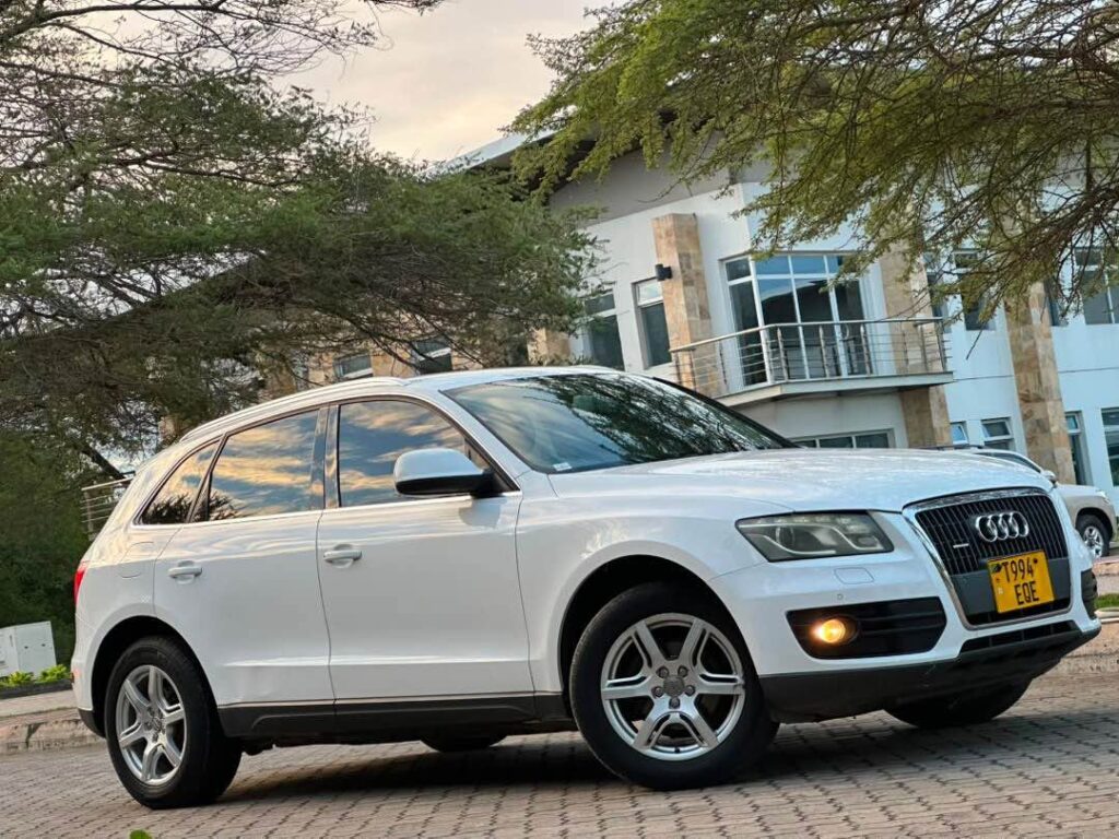 Magari Sokoni Audi Q5 ya Bei Poa 2009