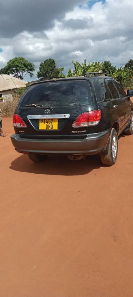 Toyota Harrier bei poa sokoni Ruvuma Tanzania
