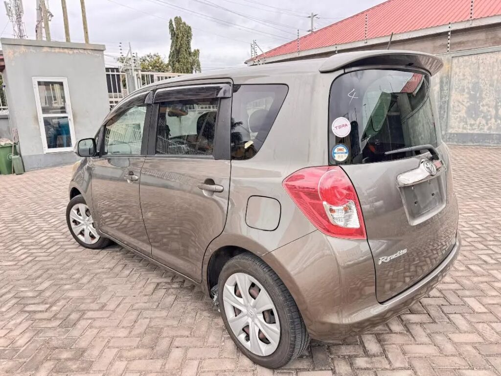 For Sale Toyota Ractis 2009 in Dar es Salaam