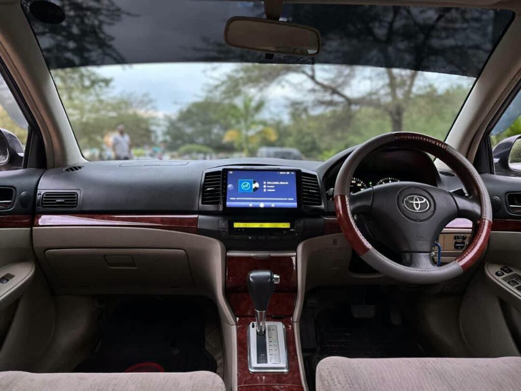 Price Toyota Premio 2004 for Sale in Dar es Salaam