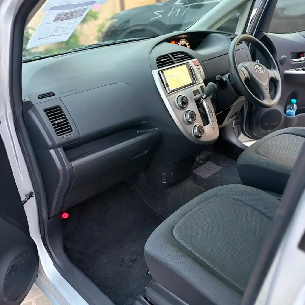 For Sale Toyota Ractis 2009 in Dar es Salaam