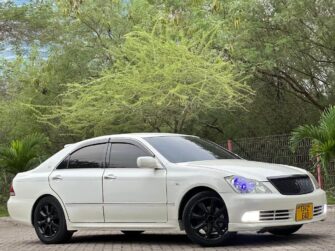 Bei Ya Toyota Crown 2005 Sokoni Dar es Salaam Tanzania