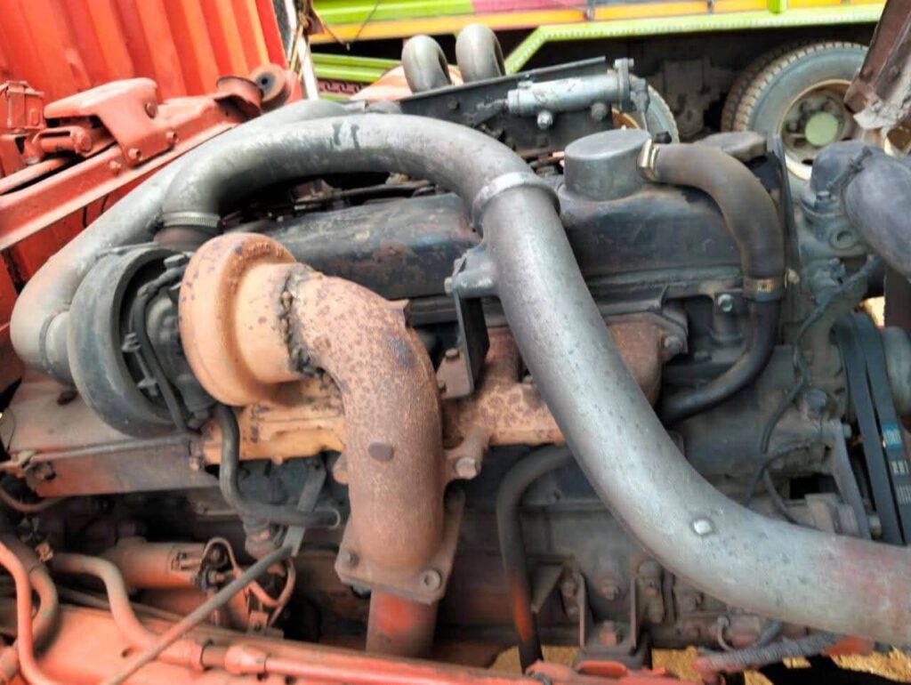 Magari Used Mitsubishi Fuso 1998 Dar es Salaam Tanzania