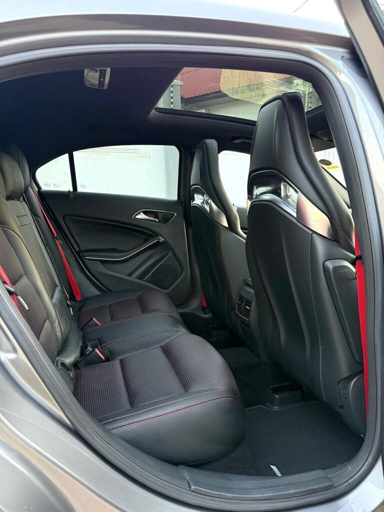 Magari A-Class 2014 lipo Dar es Salaam