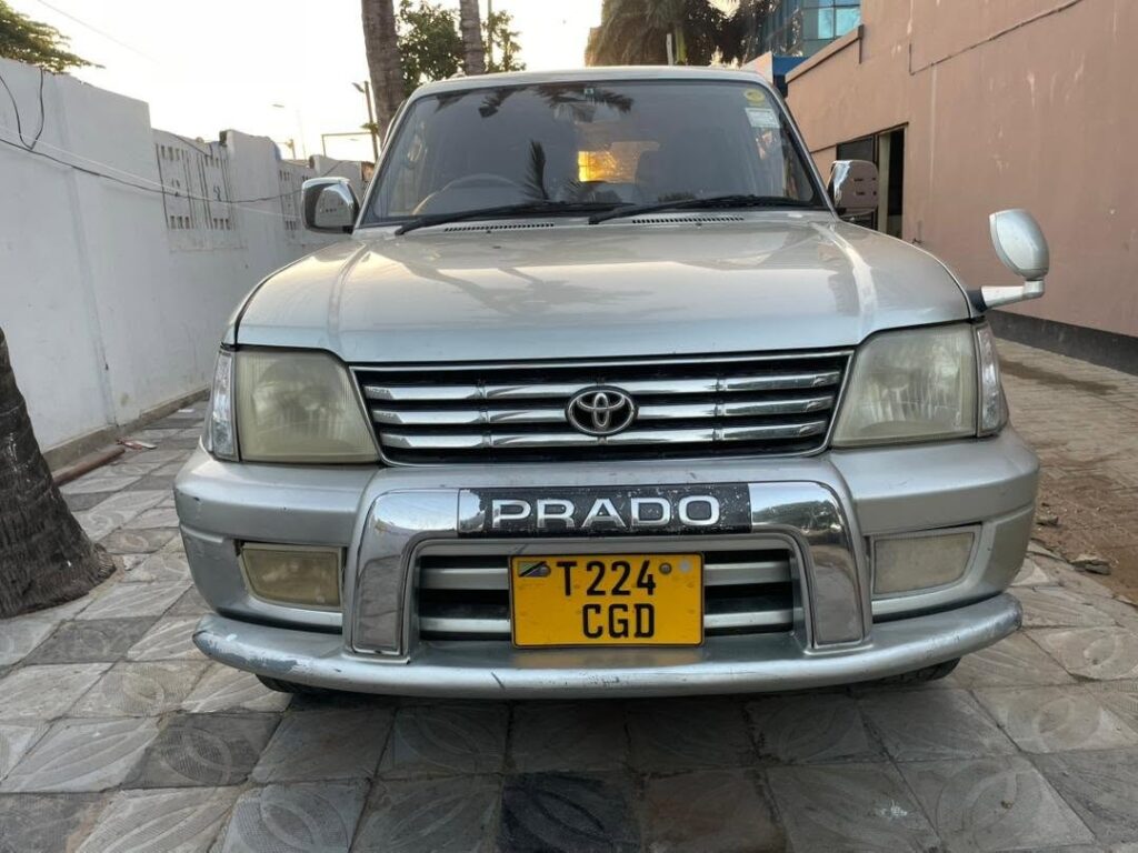 Buy Toyota Land Cruiser Prado 2001 for Sale in Dar es Salaam