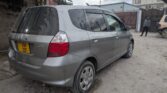 Magari Sokoni Honda Fit ya Bei Poa 2005