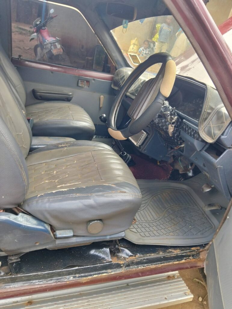 Toyota Hilux 1990 for Sale in Tanga