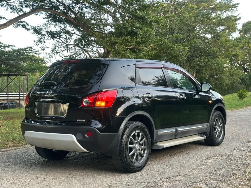 Nissan Dualis bei poa sokoni Dar es Salaam Tanzania