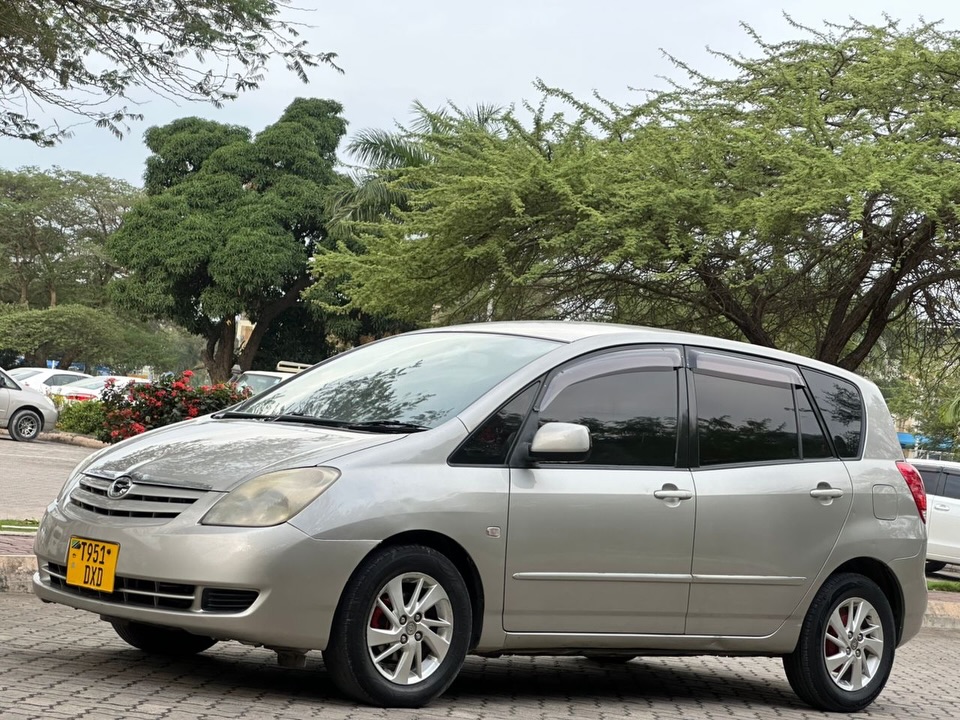 Toyota Spacio 2004 for Sale in Dar es Salaam