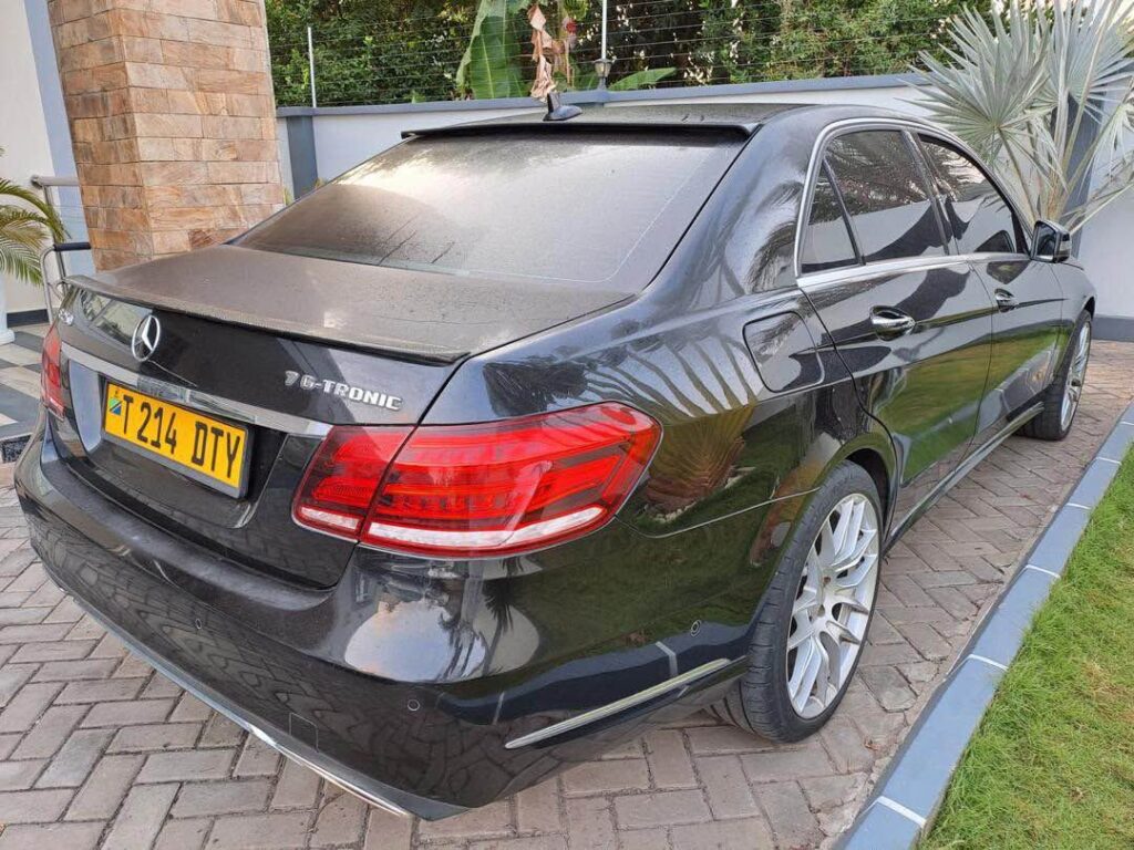 Magari Used Benz E-Class 2014 Dar es Salaam Tanzania
