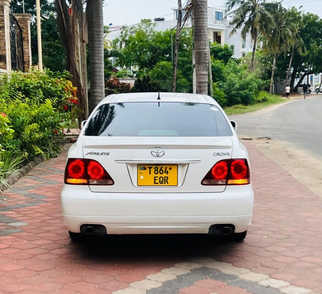 Price Toyota Crown 2008 for Sale in Dar es Salaam