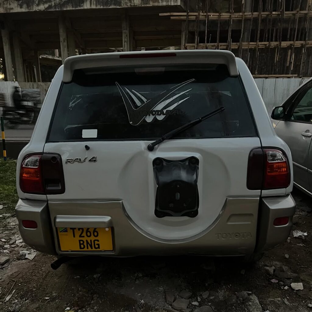 Toyota Rav4 2002 for Sale in Arusha