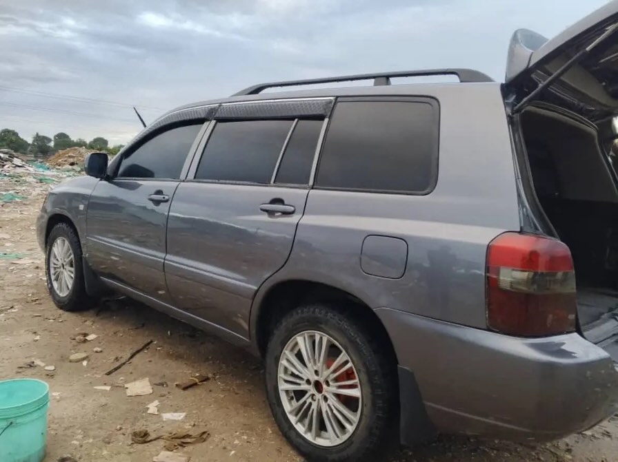 Buy Toyota Kluger 2005 for Sale in Dar es Salaam