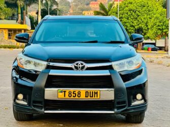Bei Ya Toyota Kluger 2015 Sokoni Mwanza Tanzania