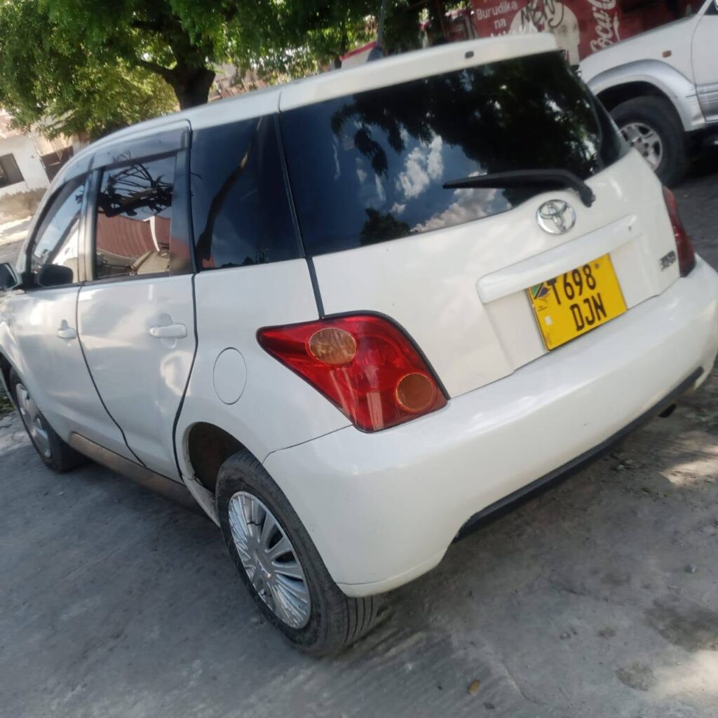 Buy Toyota IST 2005 for Sale in Dar es Salaam