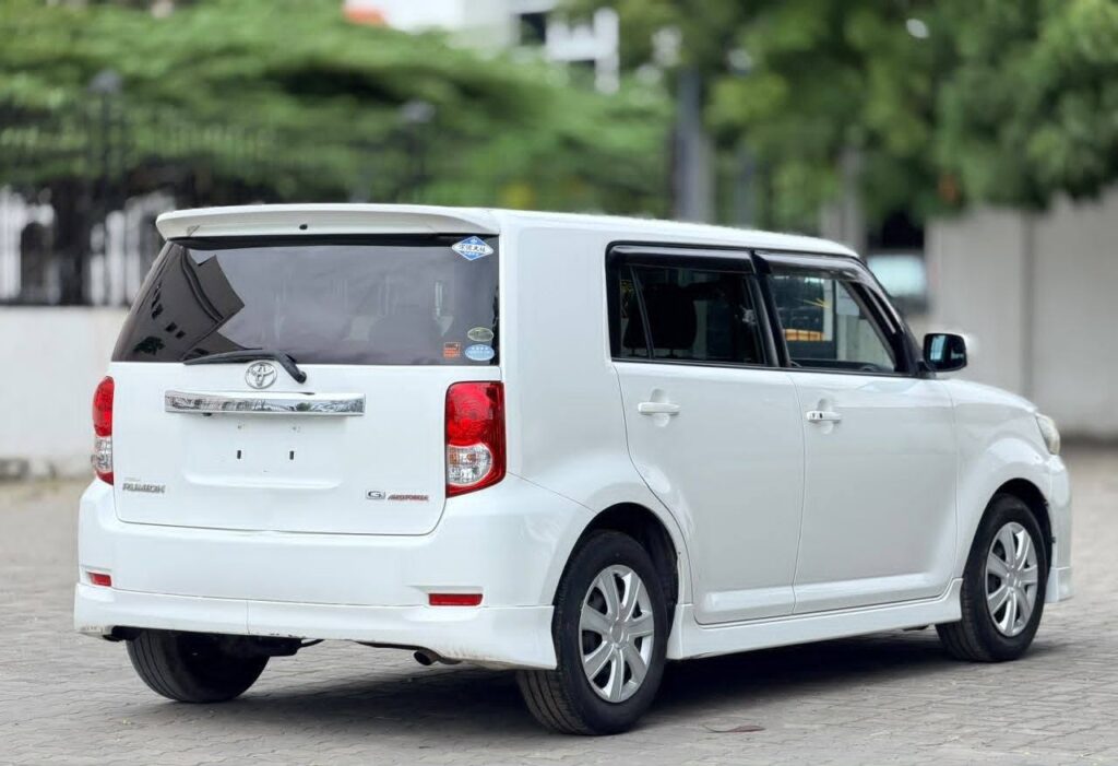 Magari Rumion 2008 lipo Dar es Salaam
