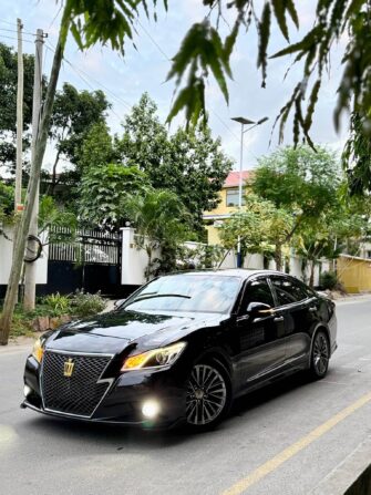 Price of Used Toyota Crown 2013 for Sale in Dar es Salaam Tanzania