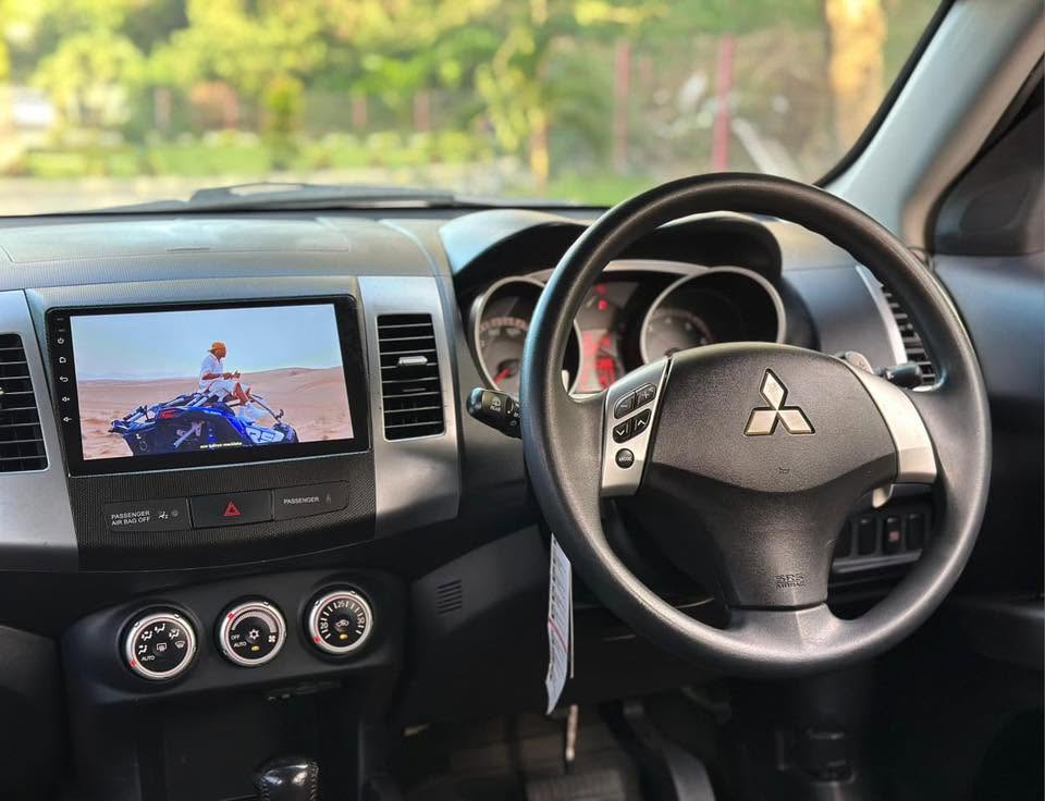 Price Mitsubishi Outlander 2006 for Sale in Dar es Salaam