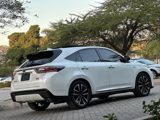 Price Of Toyota Harrier 2016 for Sale in Tanzania