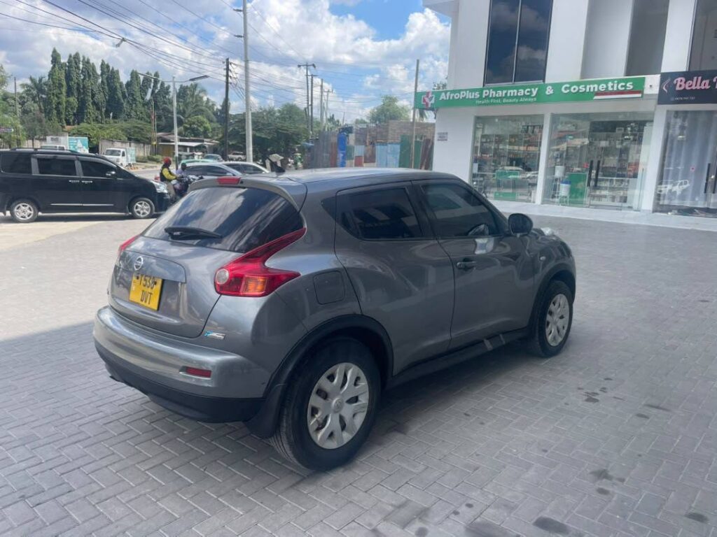 Nissan Juke bei poa sokoni Dar es Salaam Tanzania