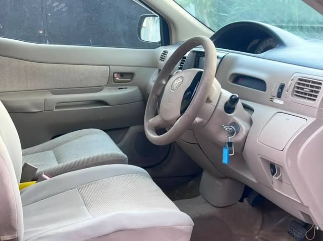 Toyota Raum 2004 for Sale in Dar es Salaam