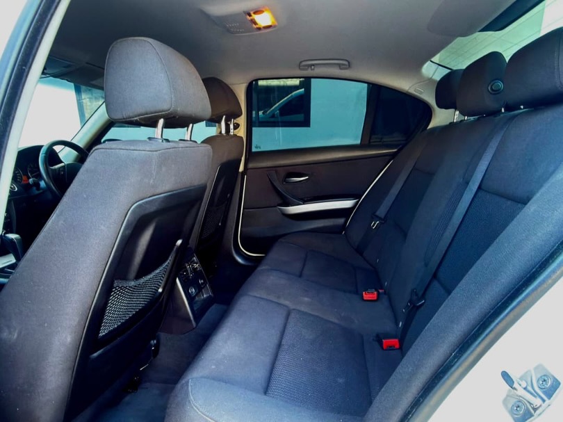 Bei ya BMW 3 Series 2010 Sokoni Dar es Salaam Tanzania