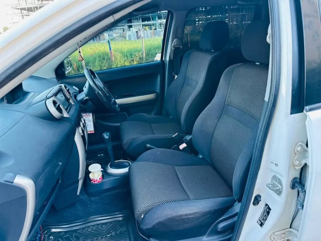 Used Toyota IST 2005 for Sale in Dar es Salaam